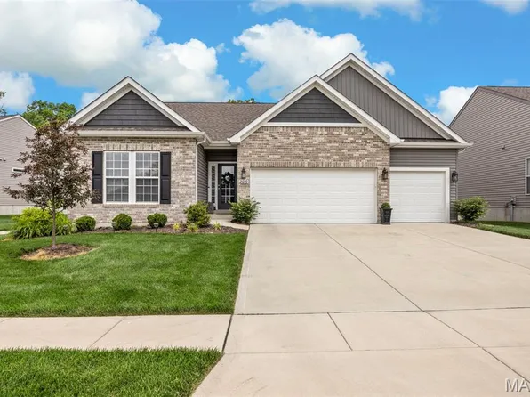 2019 Wyndgate Meadows Dr, Lake Saint Louis, MO 63367