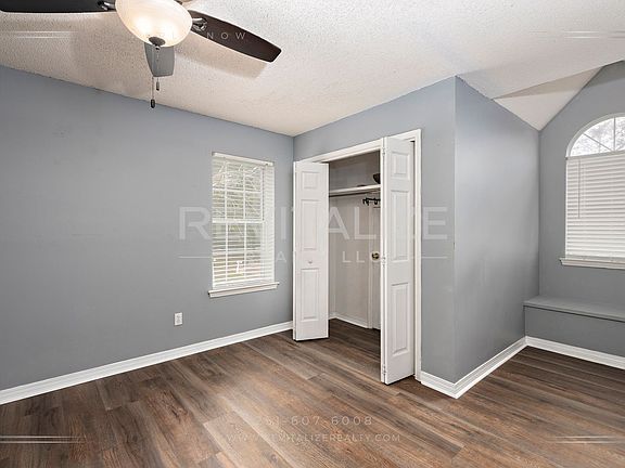 4th image of 3390 Sunchase Ct