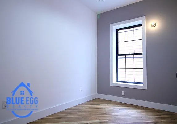 Rented by Blue Egg Realty Corp | media 6