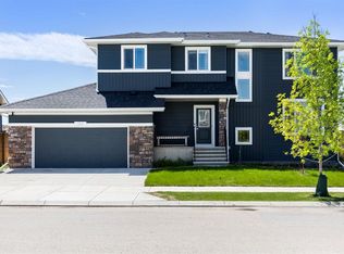 183 Brander Ave N, Rocky View County, AB T0J1X2