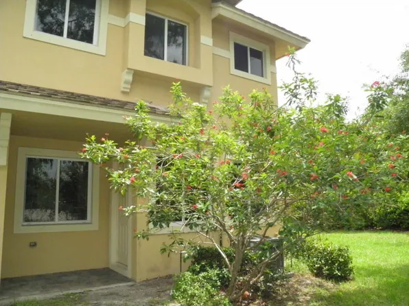 4477 Cotswold Hills Dr, Lake Worth, FL 33461