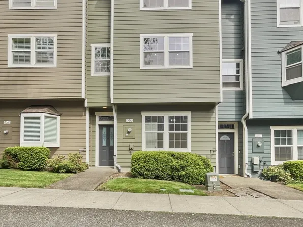 15643 SW Black Quartz St, Beaverton, OR 97007