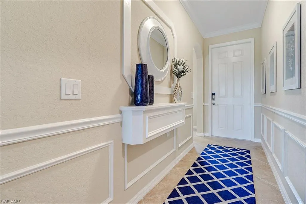 2 bed, 2.0 bath, 1194 sqft, $5,500 — Photo 2