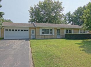 2816 Crownpoint Rd, Stevensville, MI 49127