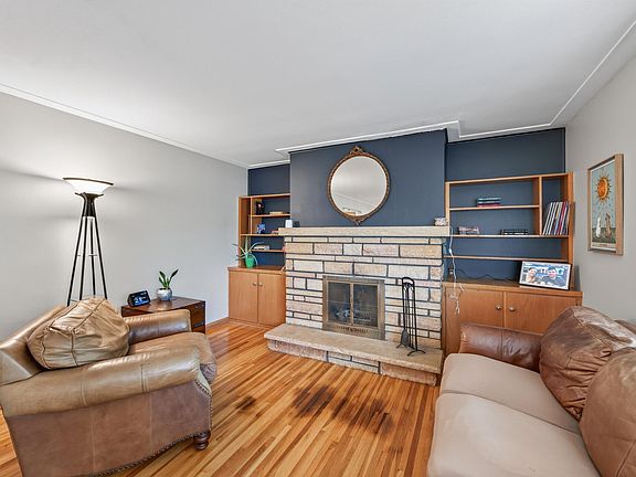 5th image of 816 8th St