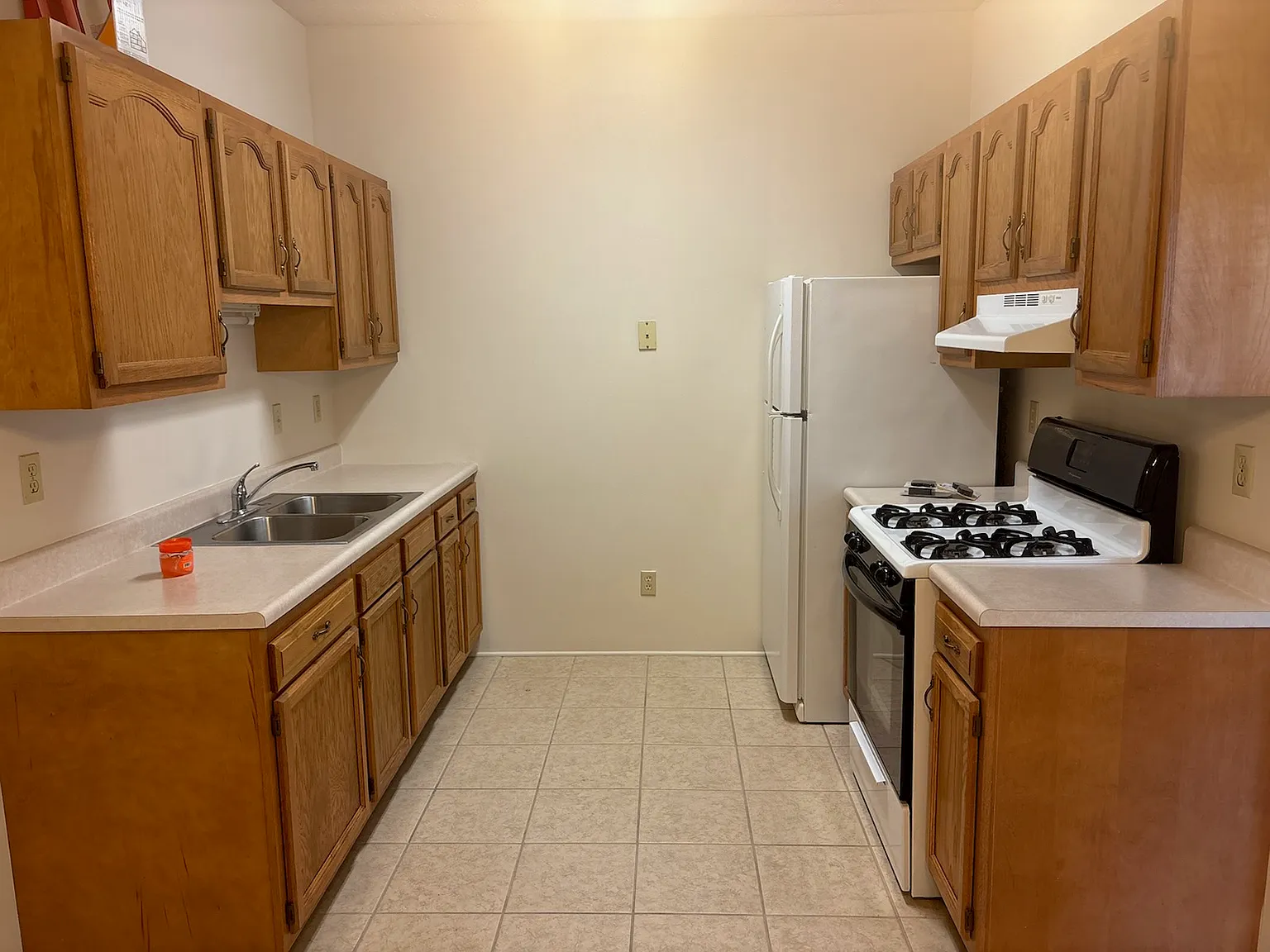 1 bed, 1225 sqft, $1,000 — Photo 4