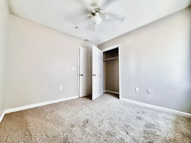 Shell Pointe — Photo 13