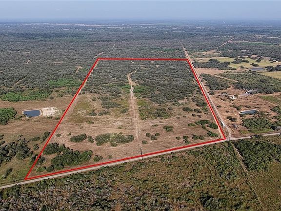 3rd image of 251 Old Goliad Rd