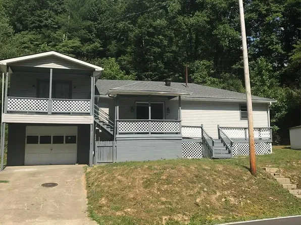 7822 Vest Talcum Rd, Talcum, KY 41722