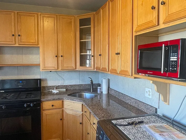 4004 W Wellington Ave #2 — Photo 1