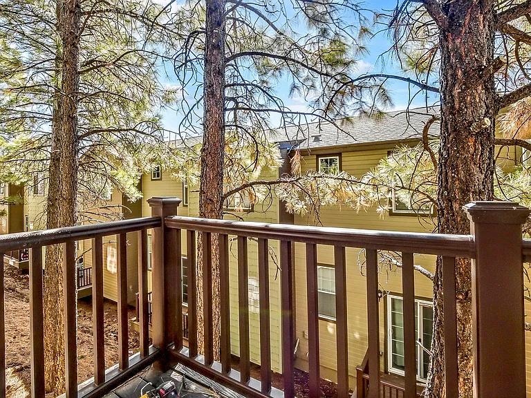 2567 W Pikes Peak Dr — Photo 12
