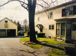 61 Park St, Brandon, VT 05733