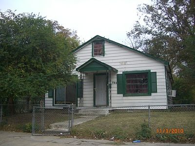 1st image of 310 N 1st St