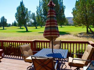 1013 Golden Pheasant Dr, Redmond, OR 97756