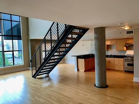 2nd image of 1 Bluxome St APT 302