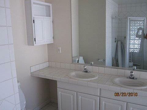 2nd image of 4105 El Camino Ave