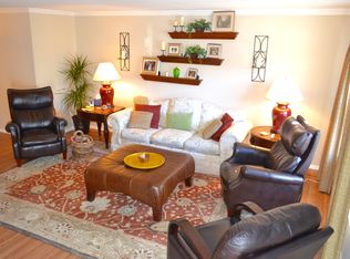 2370 Phillip Ct, Mahwah, NJ 07430