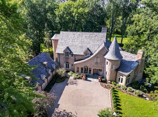 285 W Westminster, Lake Forest, IL 60045