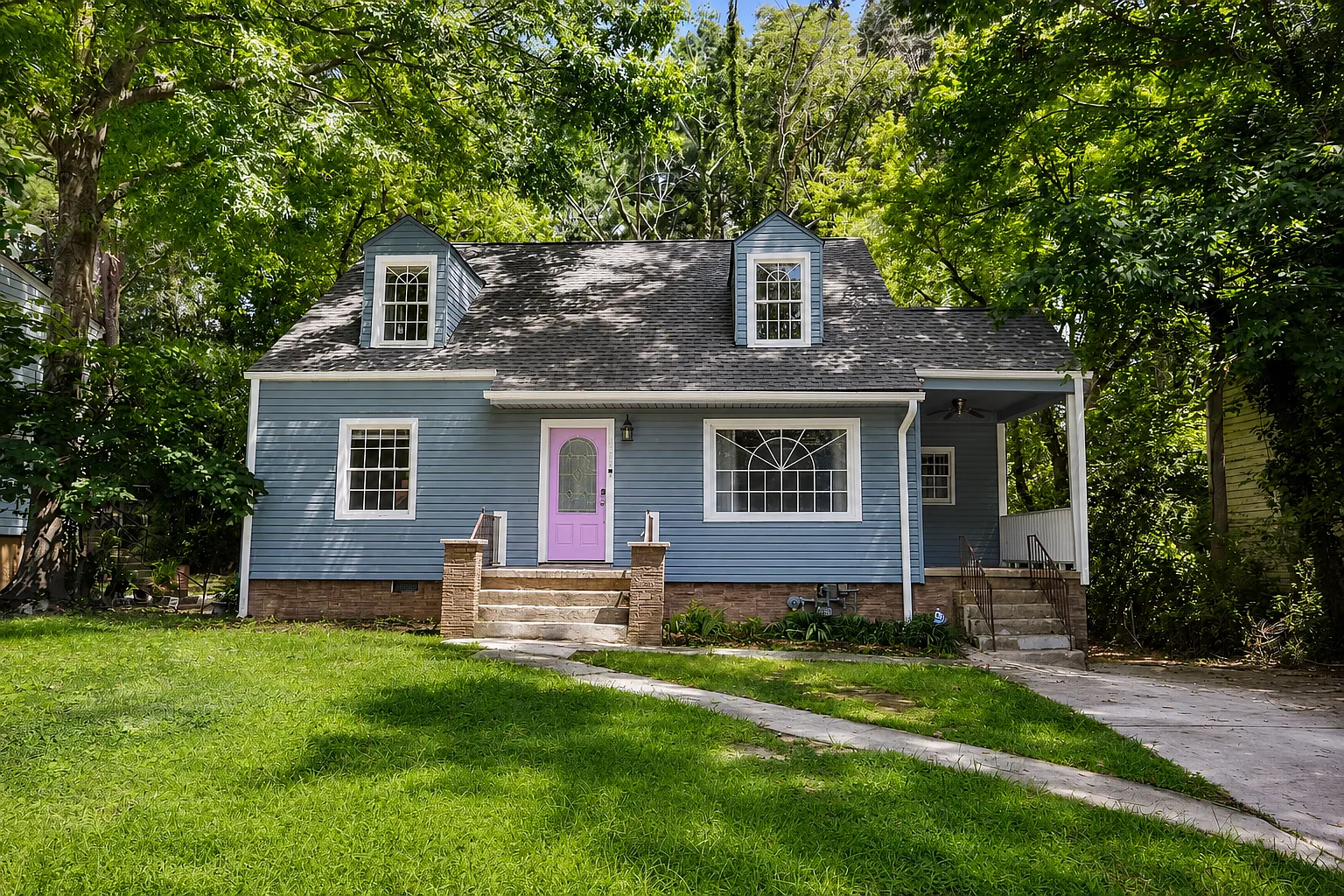 3 bed, 1993 sqft, $1,595 — Photo 1