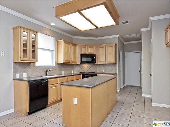 3rd image of 2046 Kimbrook Dr