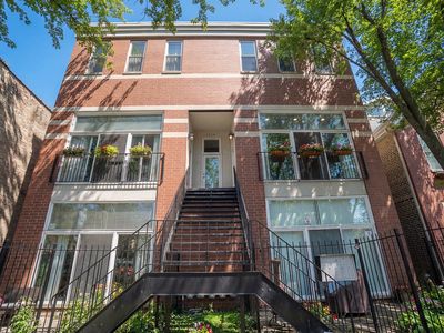 1711 N Hoyne Ave APT 2S, Chicago, IL, 60647