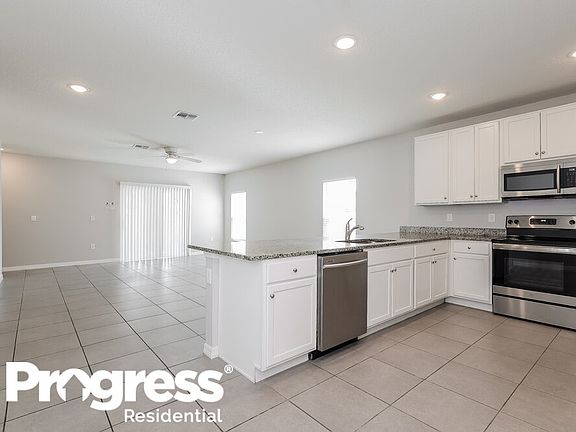 5th image of 804 Savona Pl