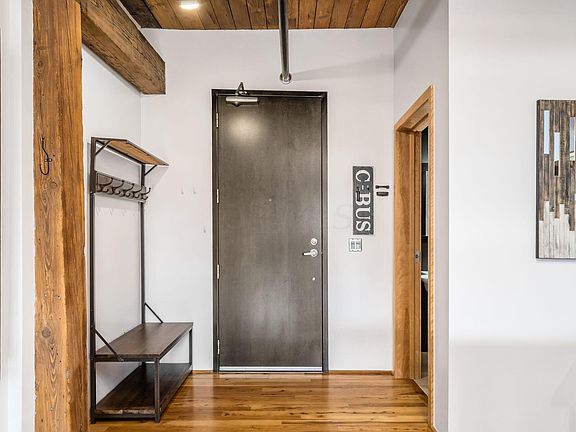 2nd image of 448 W Nationwide Blvd APT 406