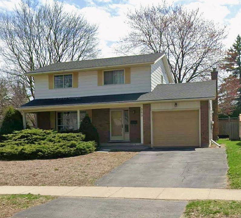 1st image of 389 Dunvegan Dr