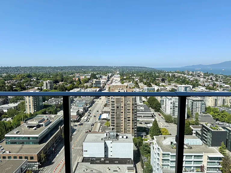 2488 Granville St — Photo 43