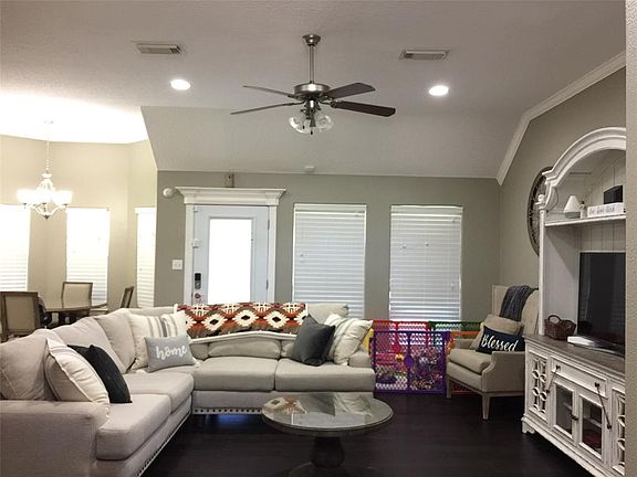 5th image of 1017 Cardinal Dr