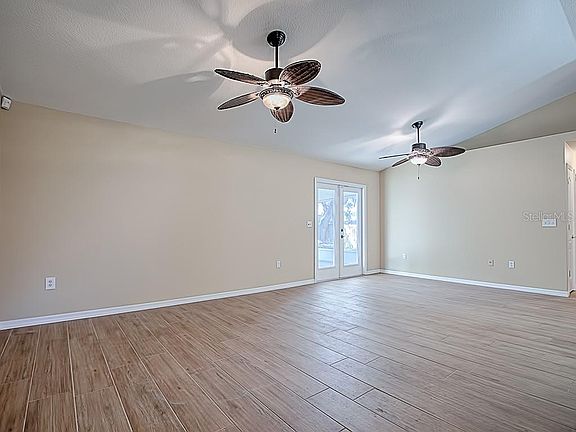 5th image of 33849 Secret Hill Dr