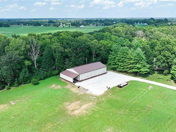4th image of 5557 Schuetz Ln