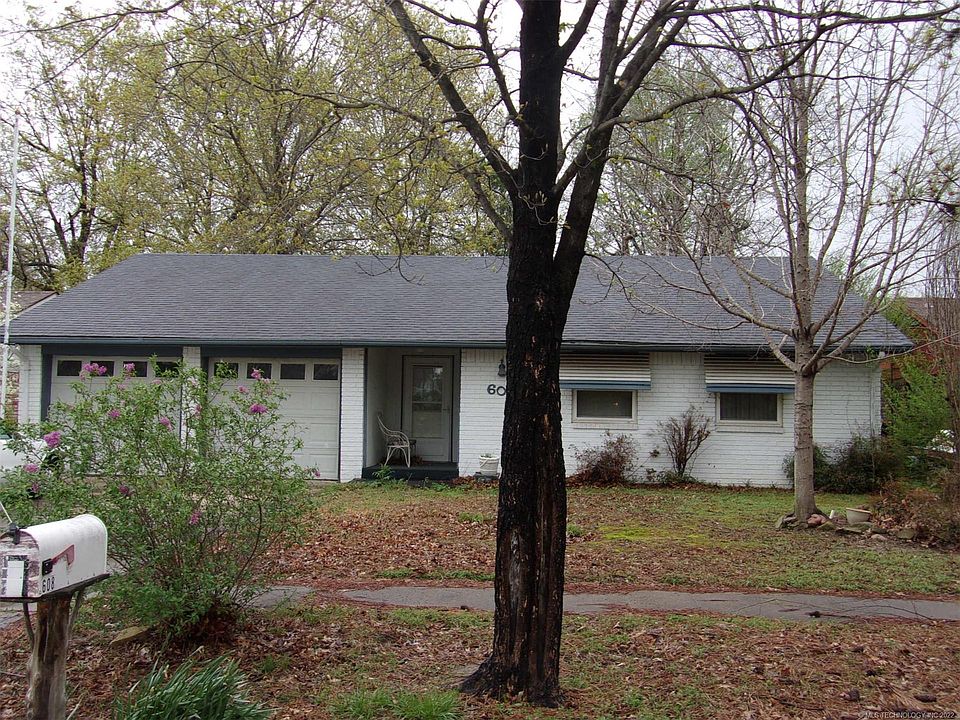 1st image of 608 Cumberland Dr