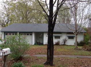 608 Cumberland Dr, Muskogee, OK 74403