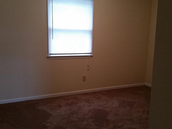 3rd image of 452 Lenney Dr APT 3