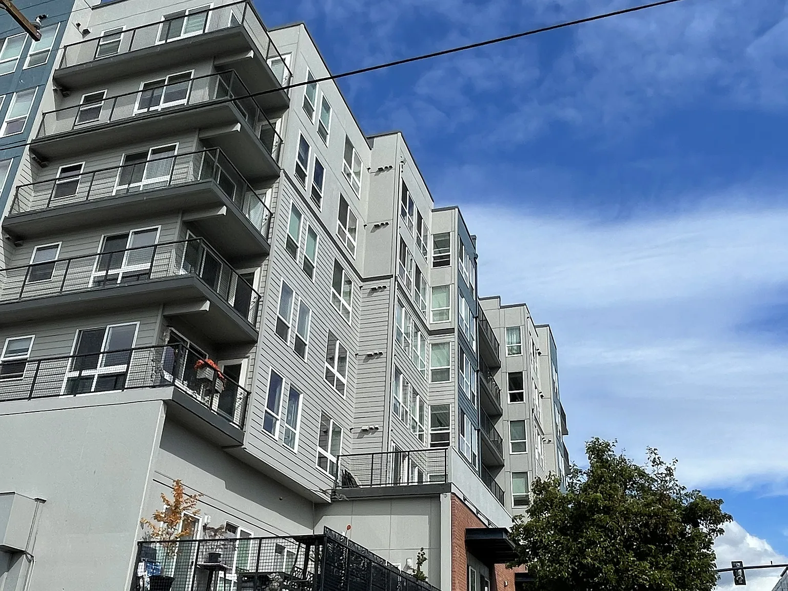 2824 Grand Ave — Photo 1