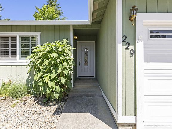 4th image of 229 Monte Vista Ave