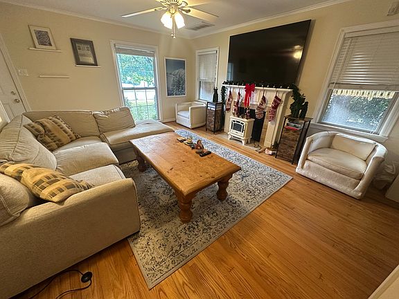 5th image of 5803 Penrose Ave