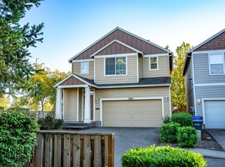 7588 NE Curtis Ct, Hillsboro, OR 97124