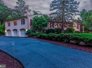 17936 Pond Rd, Ashton, MD 20861