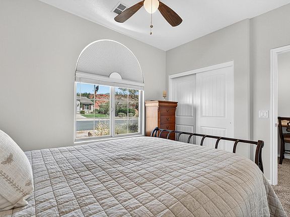 5th image of 2602 E Spring Canyon Dr