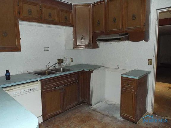 2nd image of 17274 W State St #6