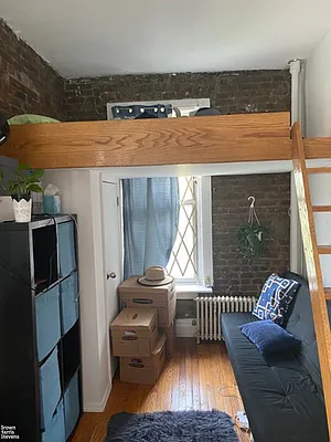 Rented by Brown Harris Stevens | media 30