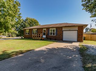 2008 E Rosewood St, Republic, MO 65738