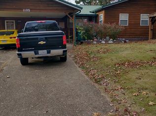 1105 Rogers Ave, Cabool, MO 65689
