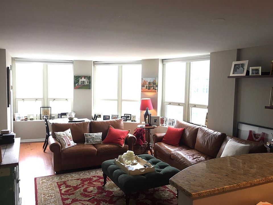 1st image of 345 N La Salle Dr APT 4605