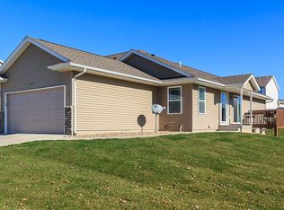 3121 Breyer St SW #B, Cedar Rapids, IA 52404