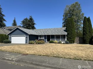3304 Davis Ct NE, Lacey, WA 98516