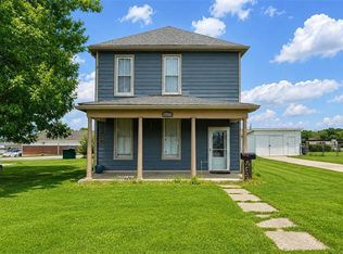 306 Wood St, O'Fallon, MO 63366