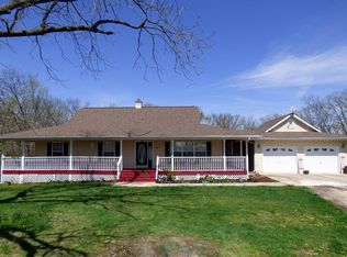 108 White Oak Trl, Winfield, MO 63389
